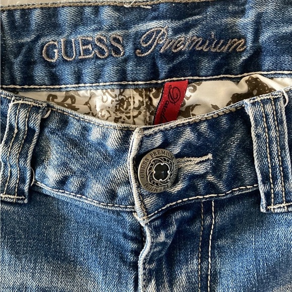 GUESS Premium blue denim studded shorts cutoffs - Picture 7 of 10